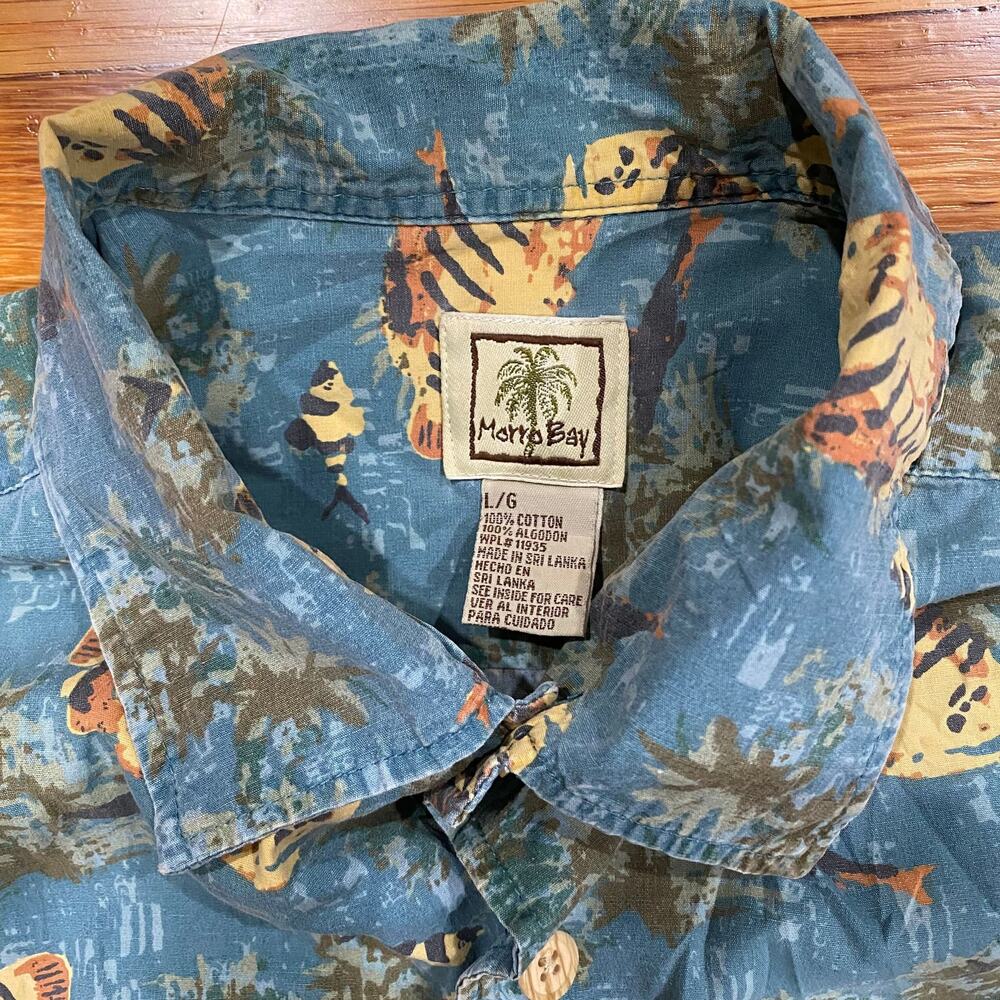 Morro Bay Mens Button Up Hawaiian Shirt Large Blue Fish Print Short Sleeve Beach - Picture 3 of 3